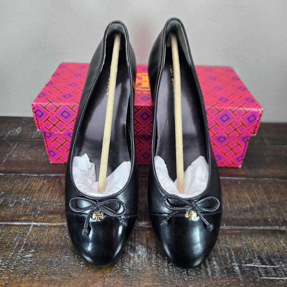 NEW Tory Burch Cap Toe Ballet Womens Size 7.5 Logo Flats Shoe Goat Leather Black